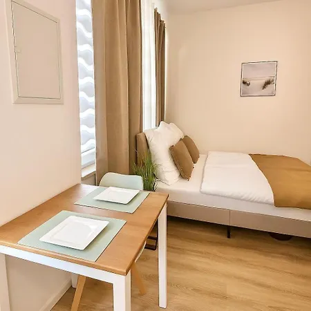 Apartamento In Parkplatz Wlan Autobahn *